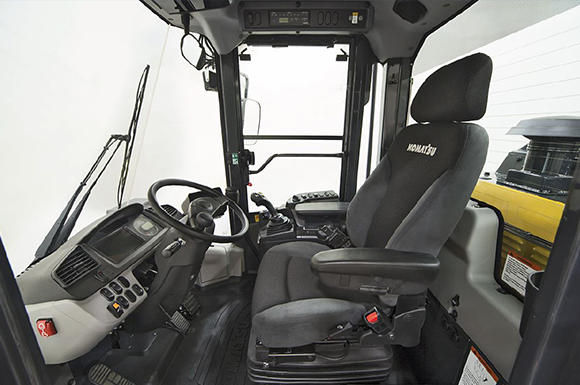 Komatsu WA 200