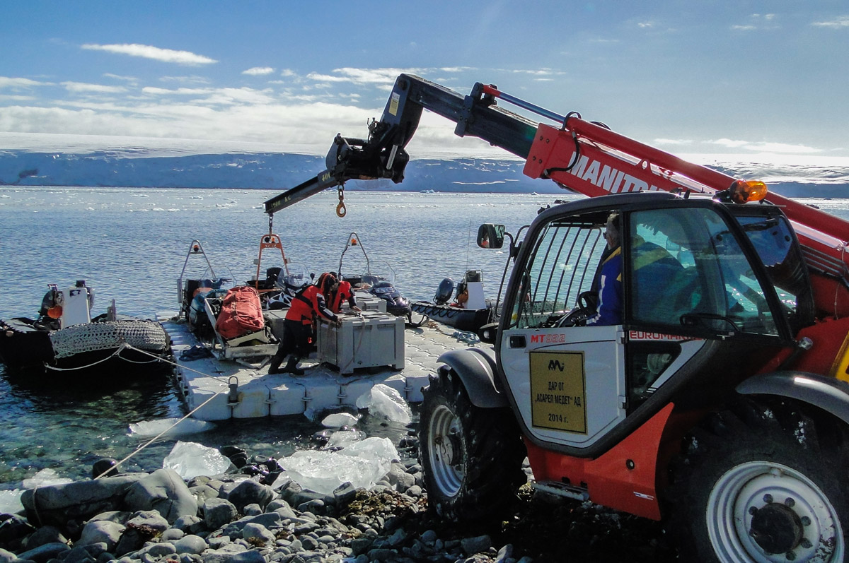 Manitou за българската антарктическа експедиция Manitou за българската антарктическа експедиция