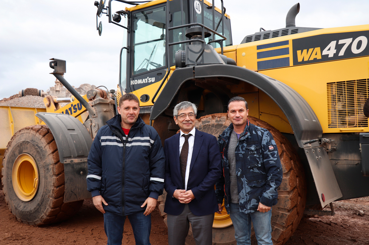 Президентът на Komatsu Europe посети строежа на АМ Президентът на Komatsu Europe посети строежа на АМ