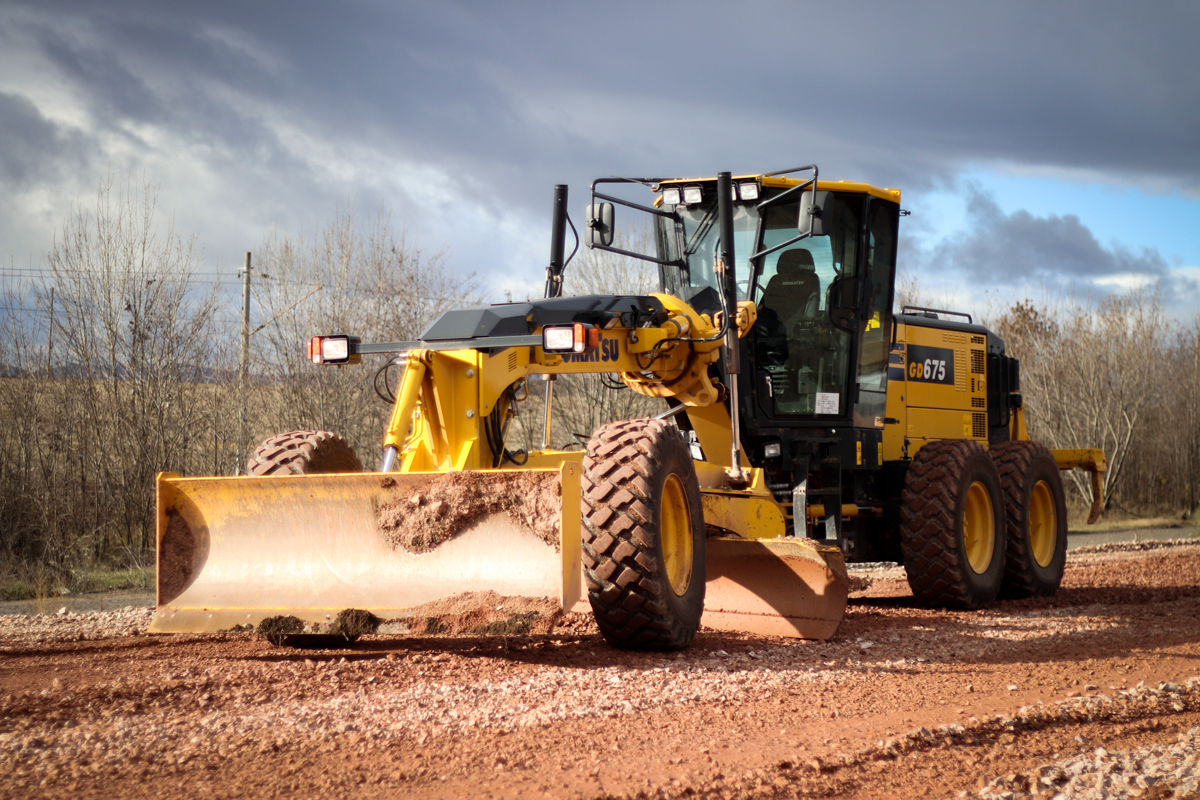 Президентът на Komatsu Europe посети строежа на АМ Президентът на Komatsu Europe посети строежа на АМ