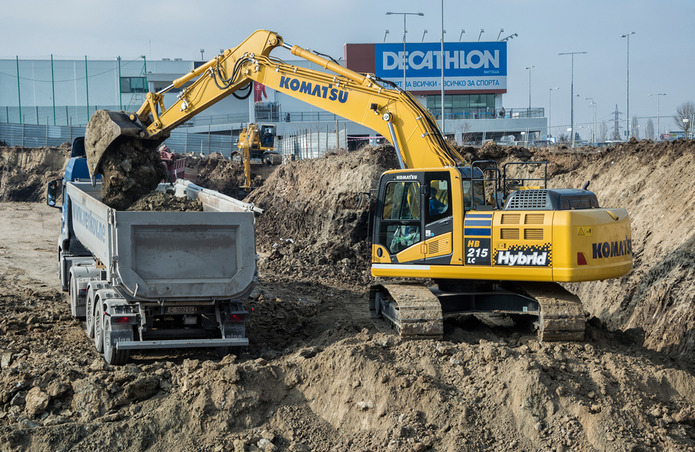 Komatsu Hybrid за Венков Инженеринг Komatsu Hybrid за Венков Инженеринг