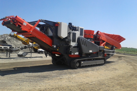 "ИСА 2000" ЕООД с конусна трошачка SANDVIK QH331 от последно поколение, доставена от Евромаркет Кънстракшън АД