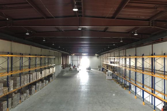 Стелажи за палети за четири склада на фирма Транспрес