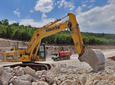 Перфектният тандем: Komatsu и IVECO Trakker на АМ "Хемус" (Галерия)