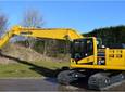 Ново: Komatsu PC210LC-10 със супер дълга стрела